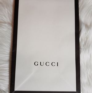 Gucci shopping bag